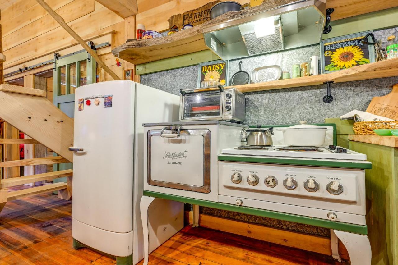 Enchanting Creekside Cabin Near Kings Canyon Park! Badger Extérieur photo